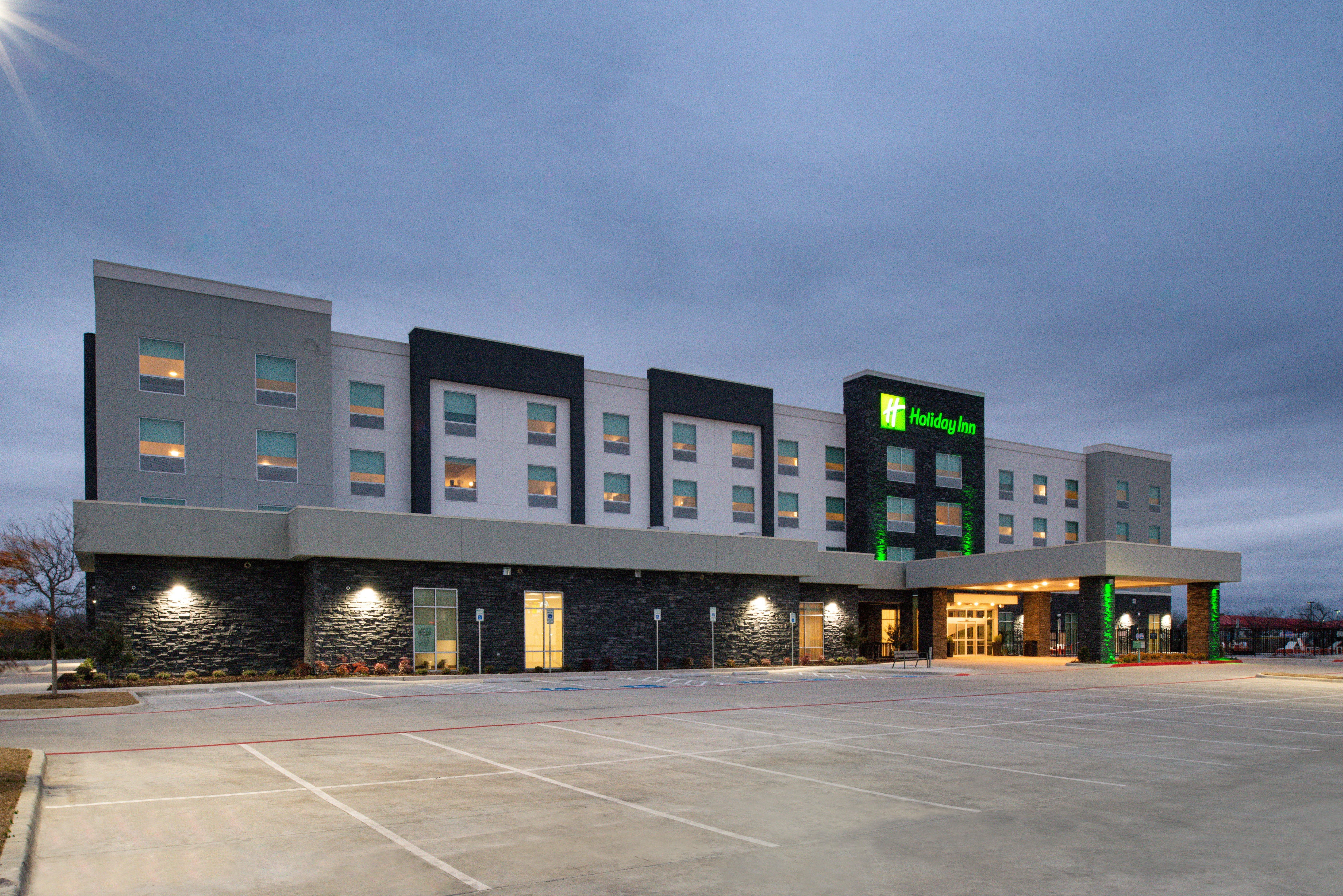 - Worth - Alliance By Ihg